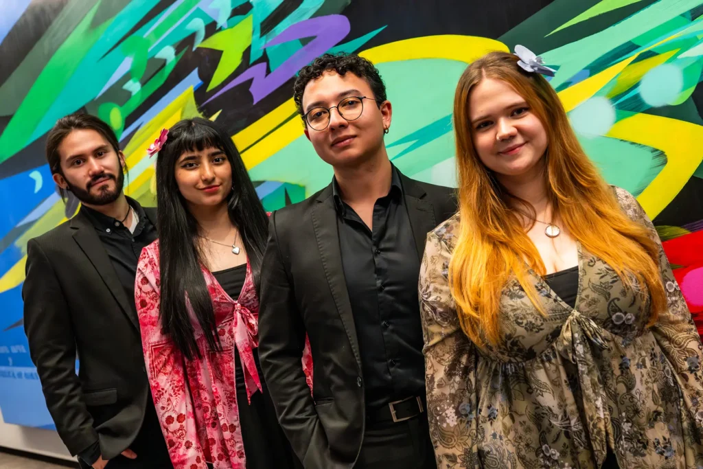 Dos y cuarto grupo musical bancolombia atrio sala de arte 2