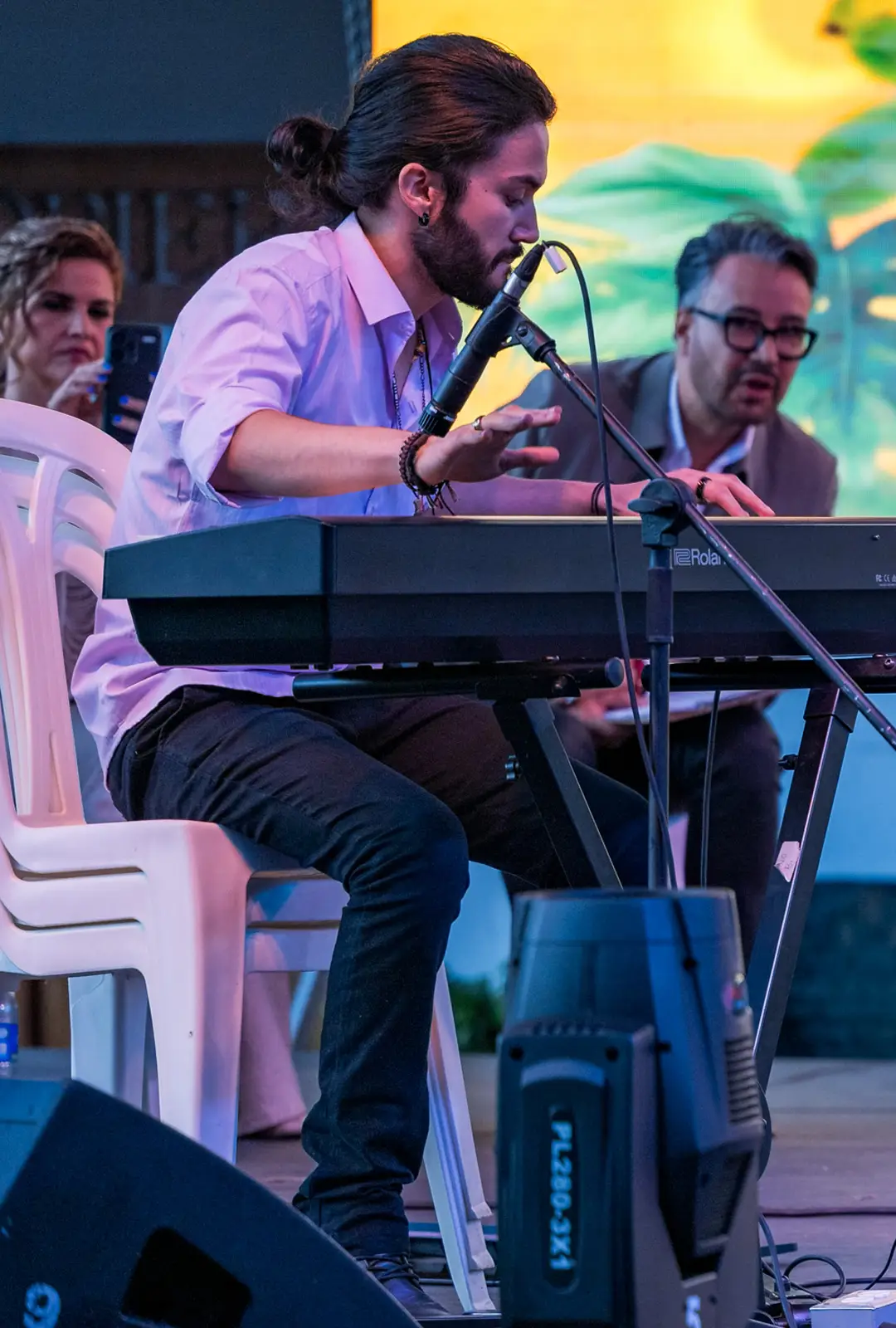 Dos y Cuarto integrantes Pablo Andres Burbano